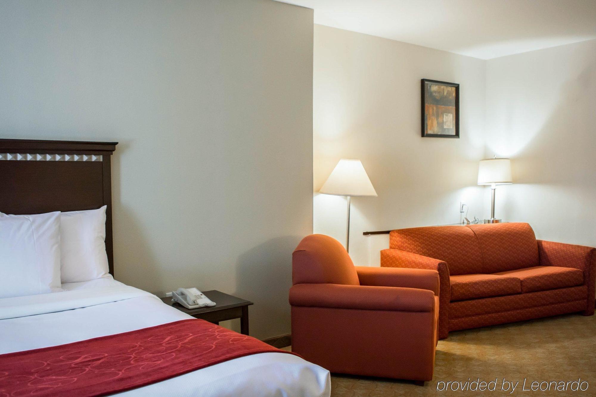 Comfort Suites Tampa Airport North West Chase Exterior foto