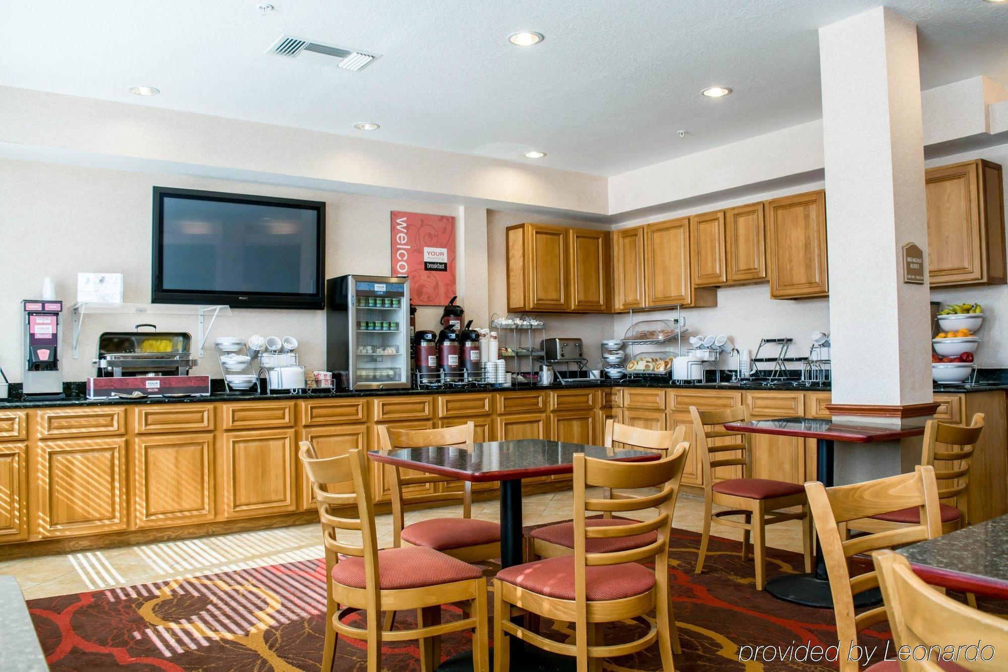 Comfort Suites Tampa Airport North West Chase Exterior foto